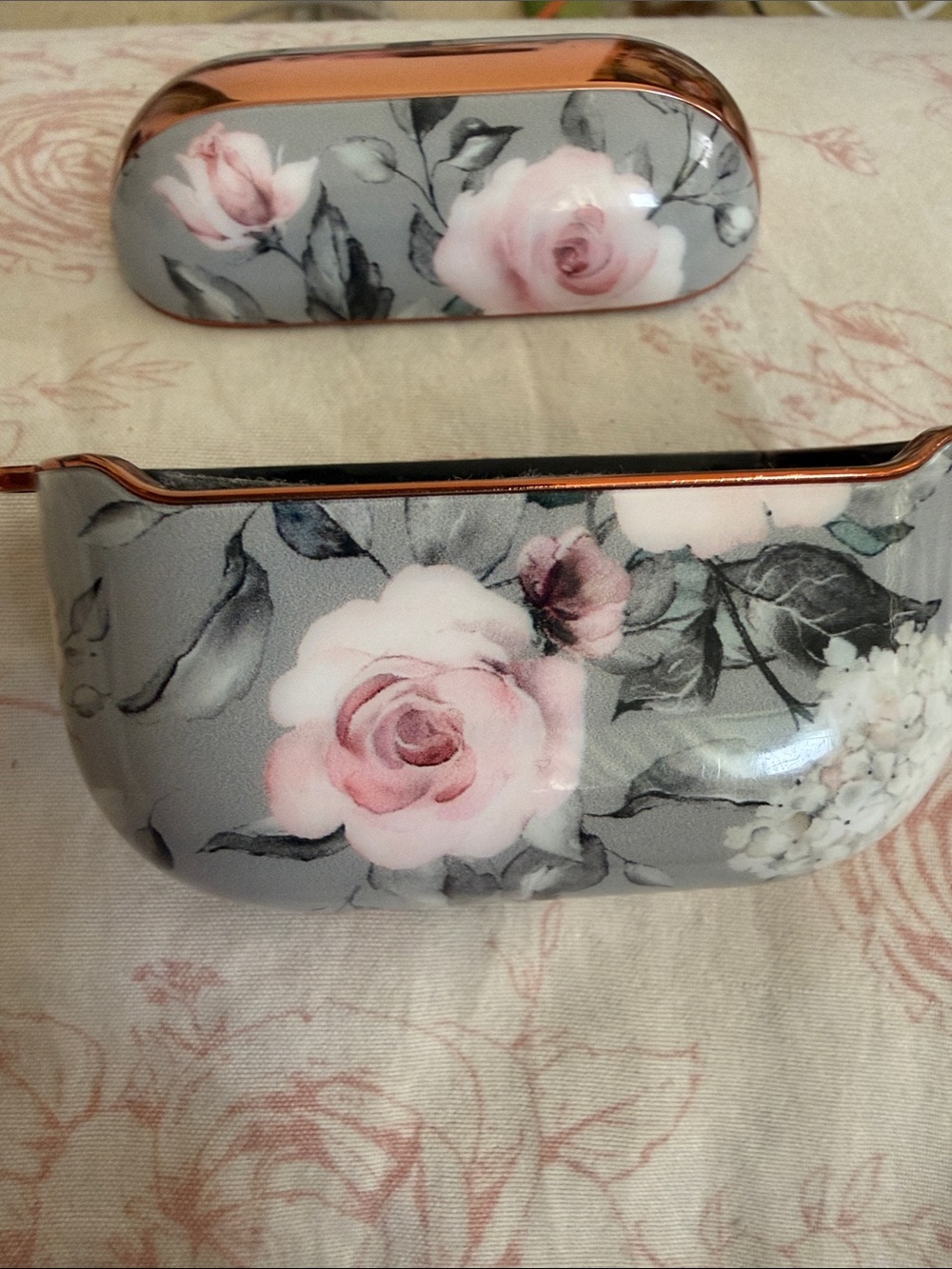airpod case